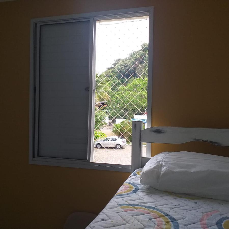 Apartamento Dona Frida Prainha Com Wifi Pe Na Areia Caraguatatuba Luaran gambar